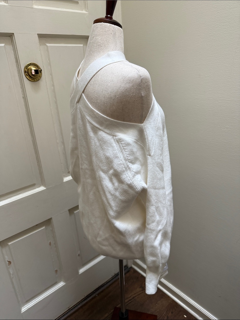Commense White Off-the-Shoulder Cross-Neck Sweater - Picture 4 of 5